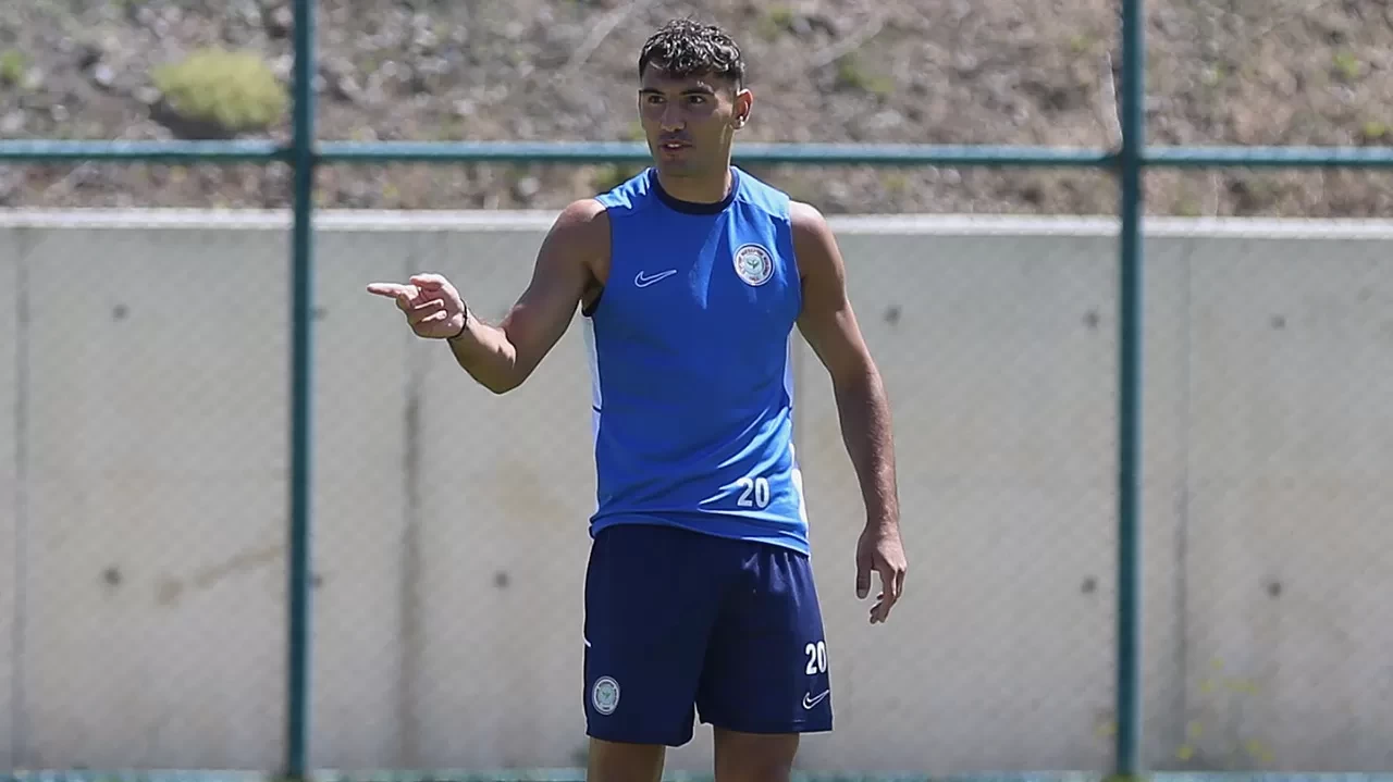 Çaykur Rizespor’un yeni transferi Qazim Laçi: “Avrupa kupalarına katılmak istiyoruz”