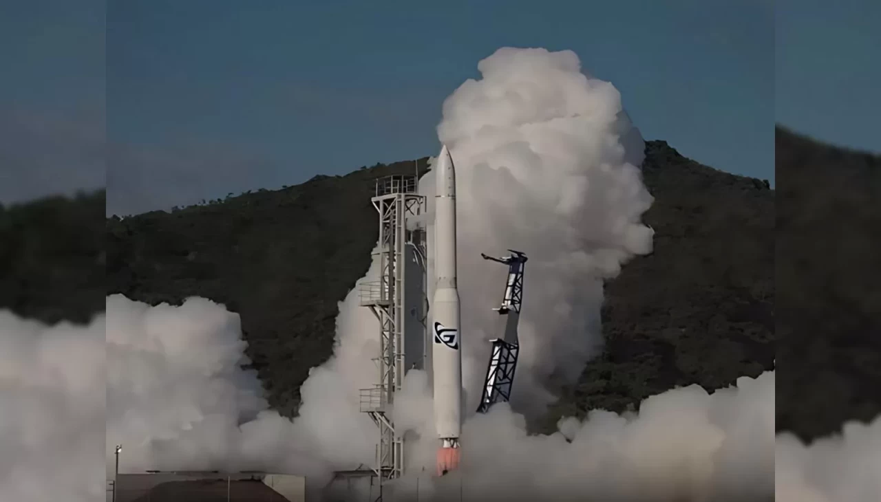 Avustralya yapımı ilk yörünge roketi kalkıştan kısa süre sonra düştü