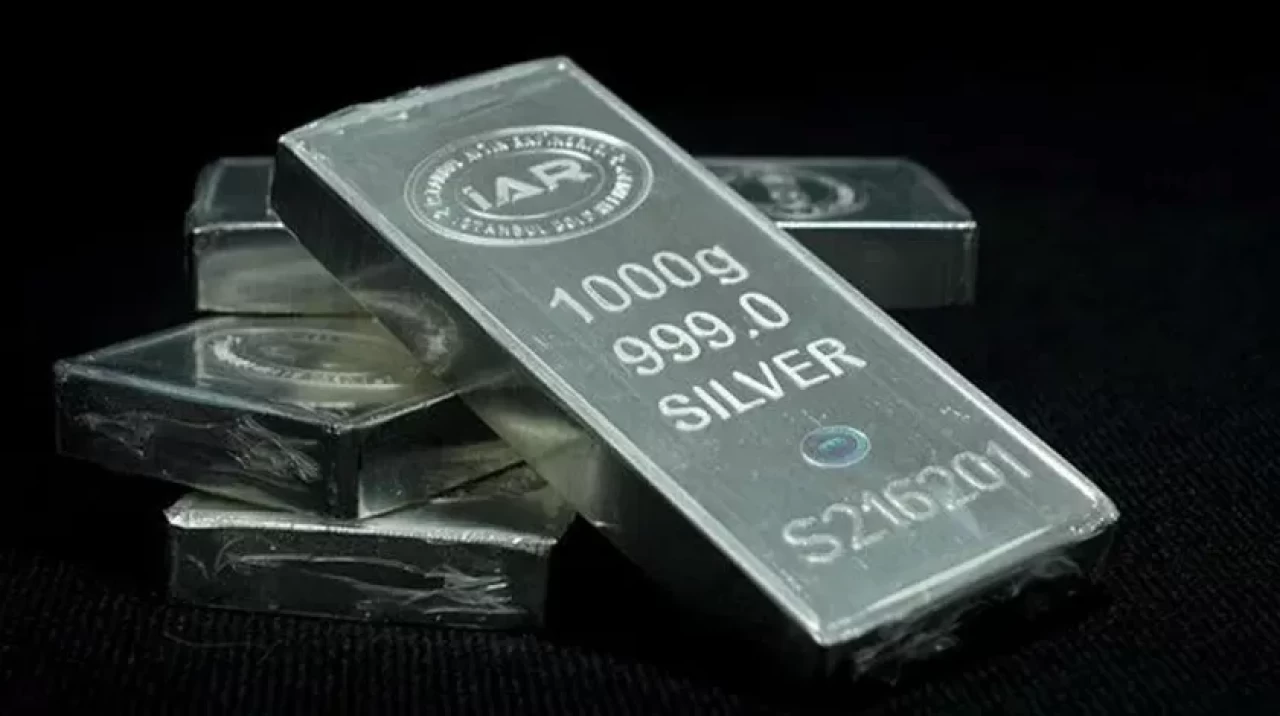 Gümüşe Trump etkisi! Fiyatlar 14 yılın zirvesinde...