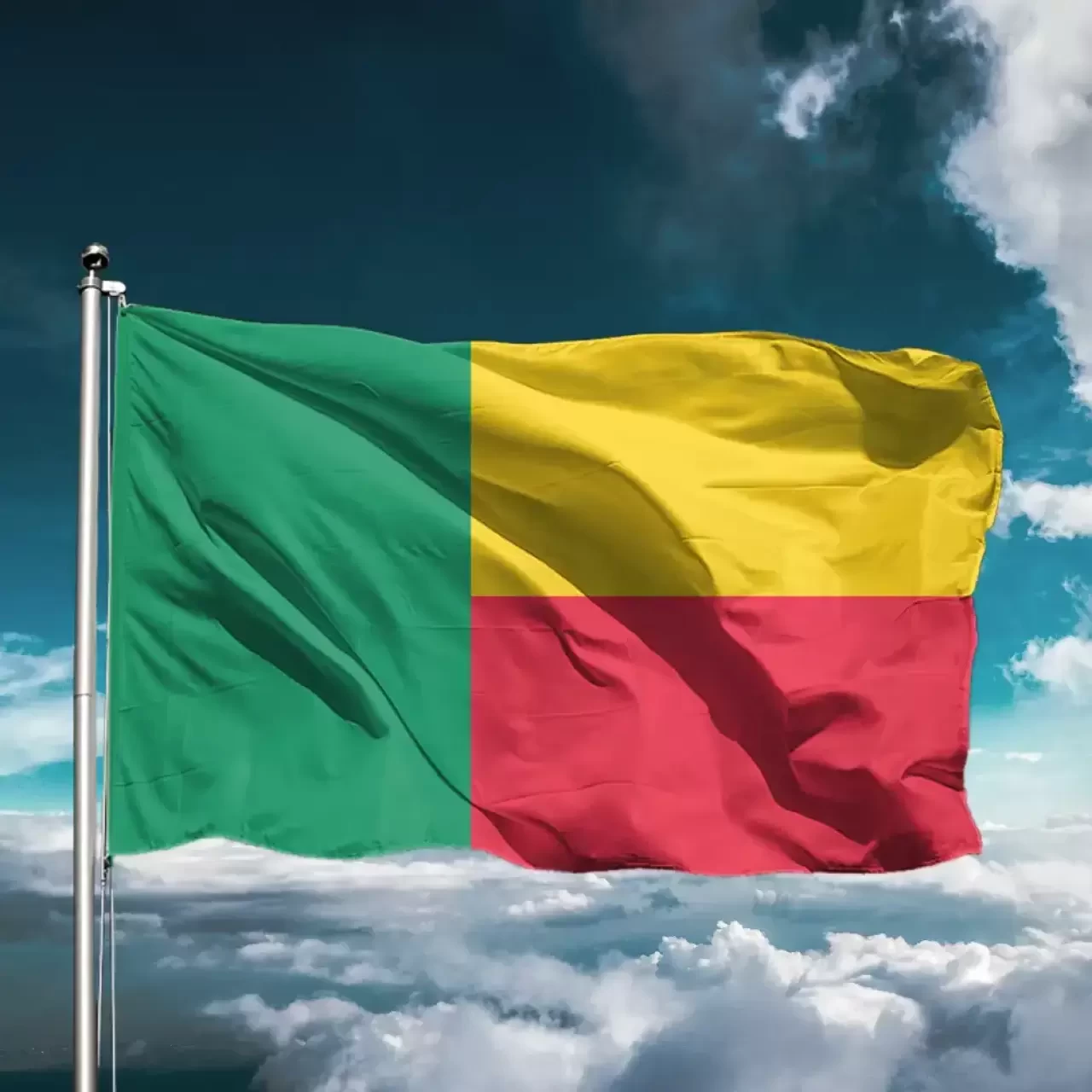 Benin Bayrağı Nedir? Benin Bayrağında Hangi Renkler ve Semboller Var, Anlamları Nelerdir?