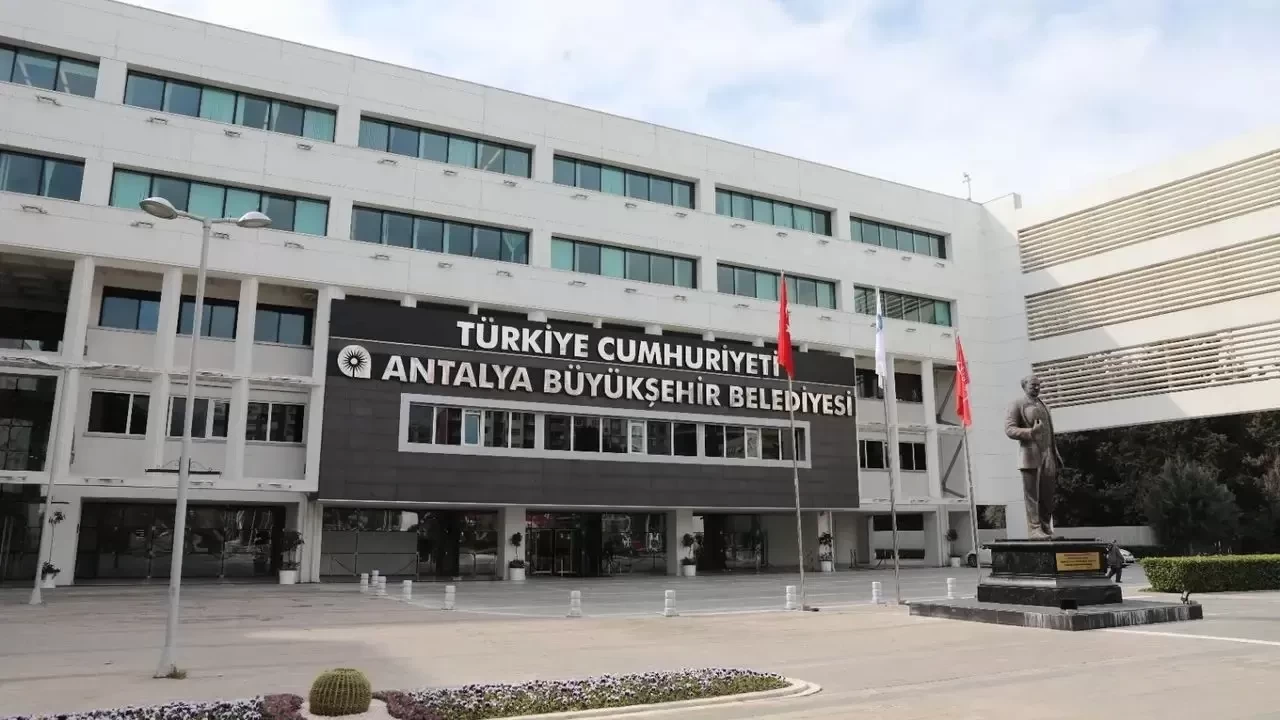 Antalya Büyükşehir Belediyesi'nde kirli plan: Rüşvetin adı artık “bağış”