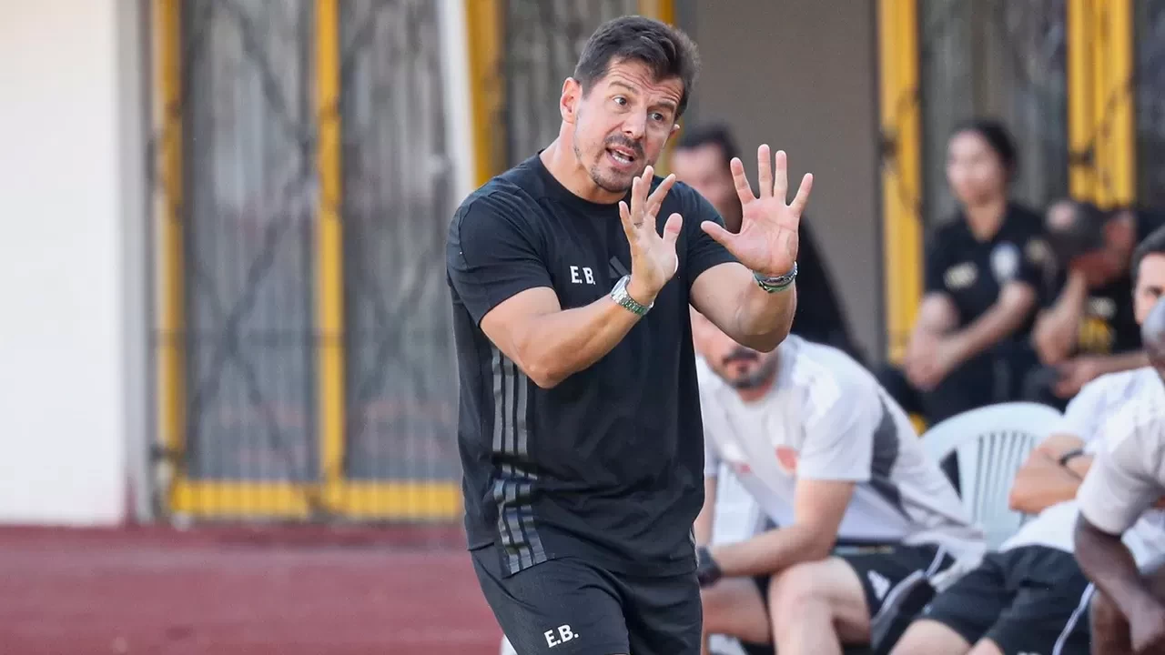 Emre Belözoğlu: “Antalyaspor belki de tarihinin en zor dönemini yaşıyor”