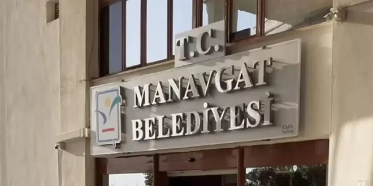 Manavgat Belediyesinde rüşvet skandalı büyüyor: Otel iskanı için 60 milyon lira istendi, paralar kargo poşetiyle teslim edildi