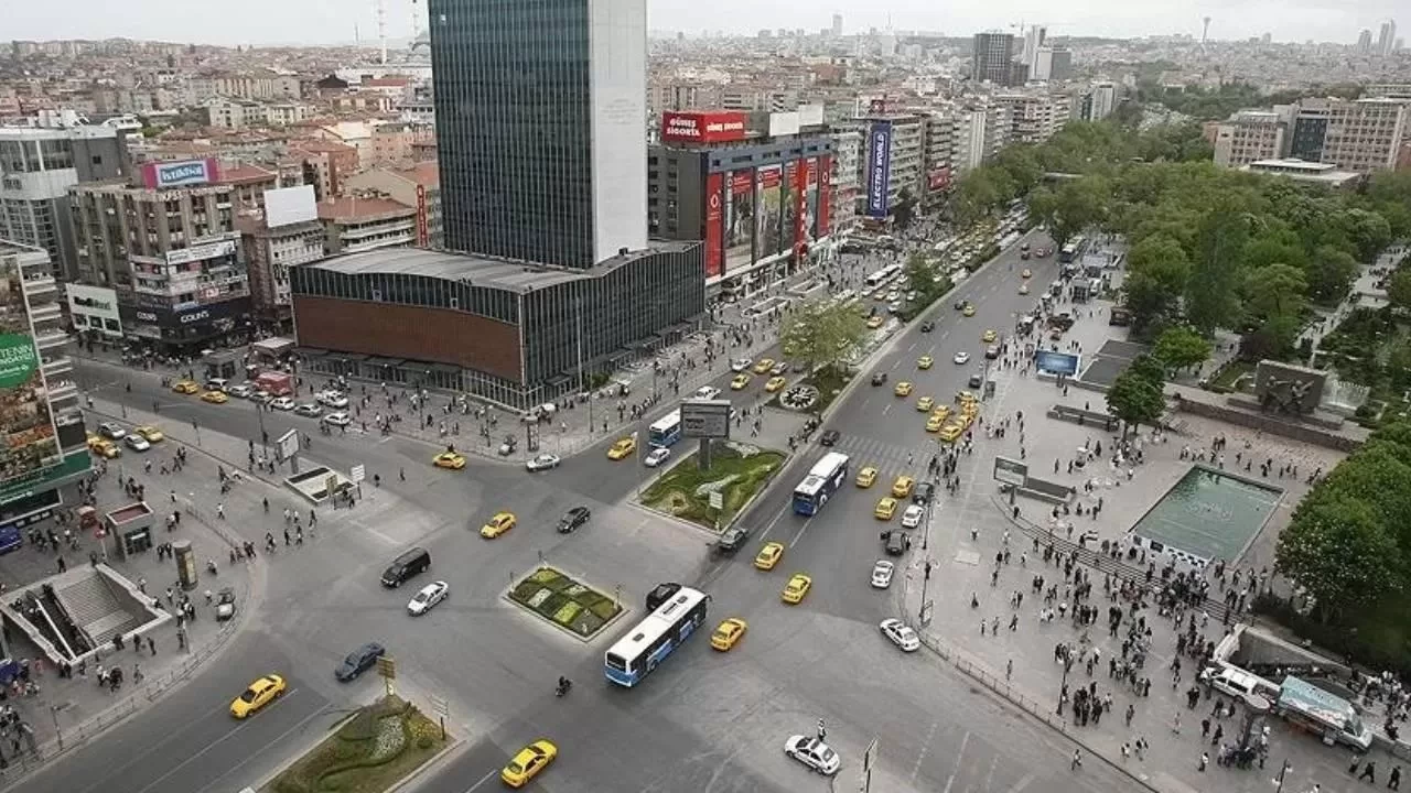 Ankara'da yarın bazı yollar trafiğe kapatılacak