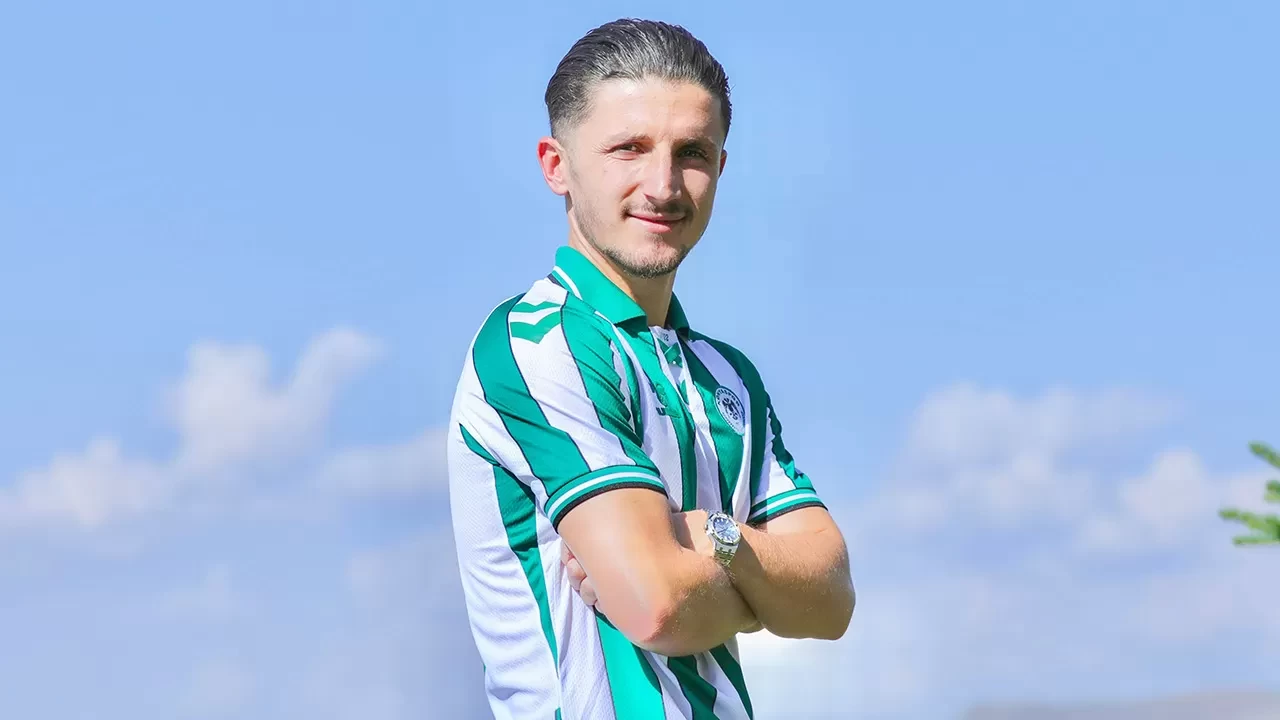 Konyaspor, Enis Bardhi ile 2 yıllık sözleşme imzaladı