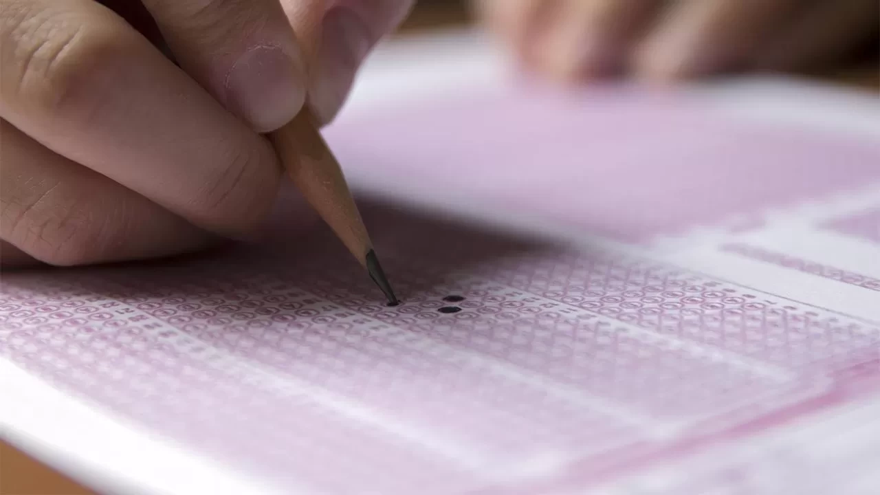 YÖKDİL adayları bugün ter döktü! Yabancı Dil Sınavı yapıldı