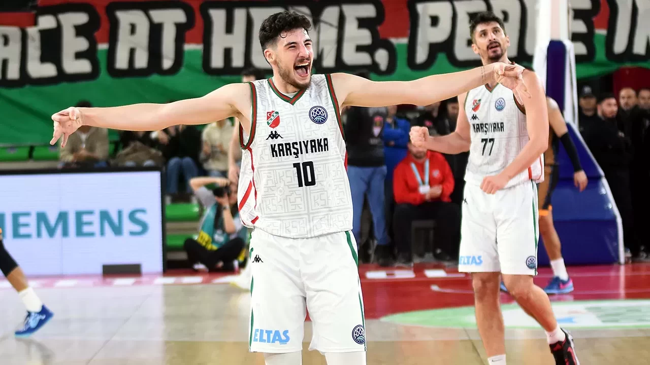 Karşıyaka'da yaprak dökümü sürüyor | Ergi Tırpancı da takımdan ayrıldı