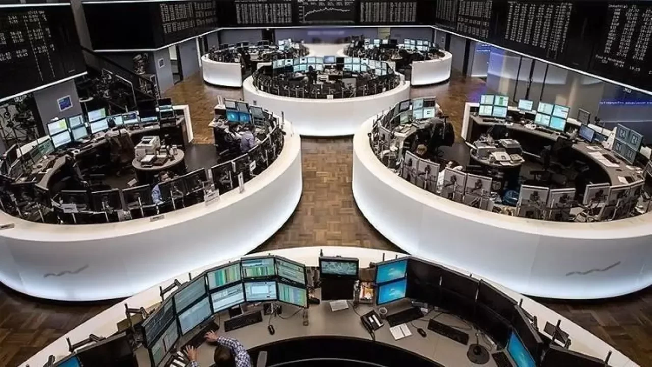 Avrupa borsaları negatif seyirde! Gümrük tarifeleri belirsizliği ne kadar sürecek?