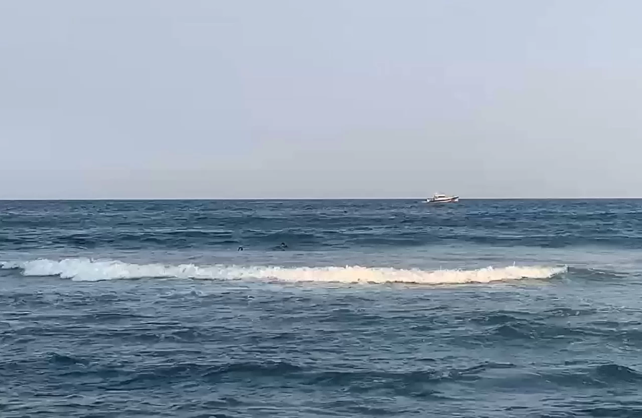 Çatalca'da denize giren adam boğularak hayatını kaybetti