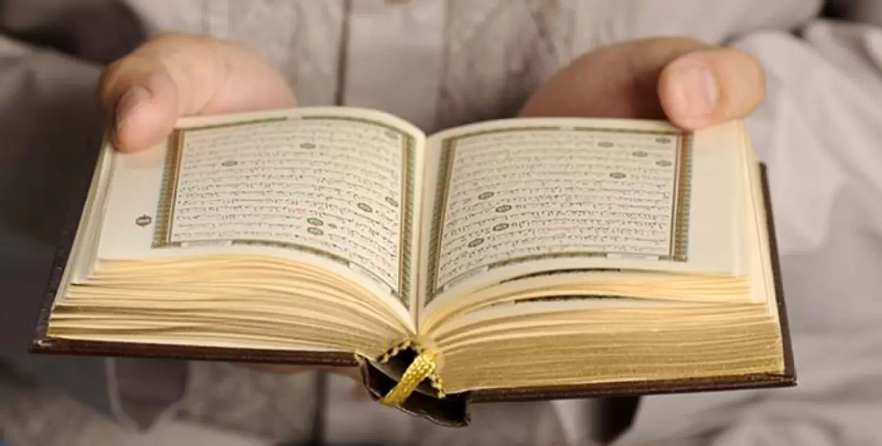 Şuara Suresi Arapça - Türkçe Okunuşu, Meali ve Fazileti | Şuara Suresi'nin Anlamı ve Önemi