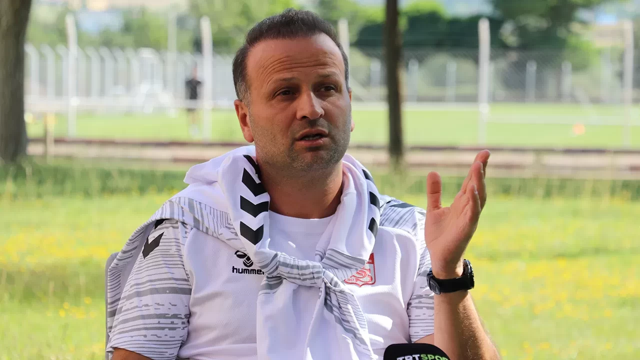 Osman Zeki Korkmaz: “Sivasspor’u Süper Lig’e döndüreceğiz”