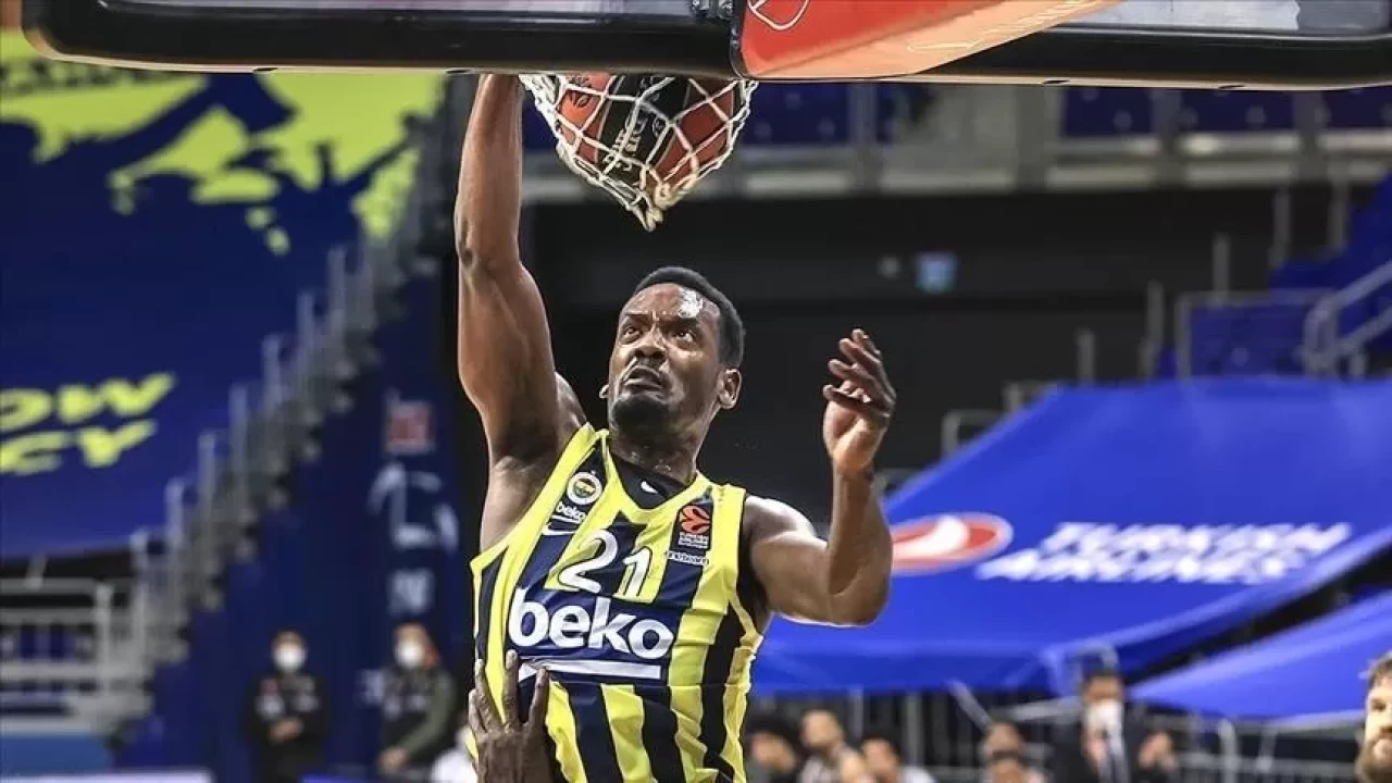 Fenerbahçe Erkek Basketbol Takımı, Dyshawn Pierre ile yollarını ayırdı