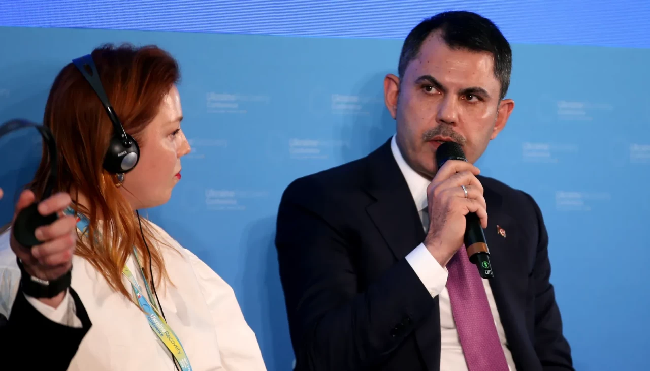 Roma zirvesinde Türkiye rüzgarı! Bakan Kurum asrın inşa seferberliğini dünyaya anlattı