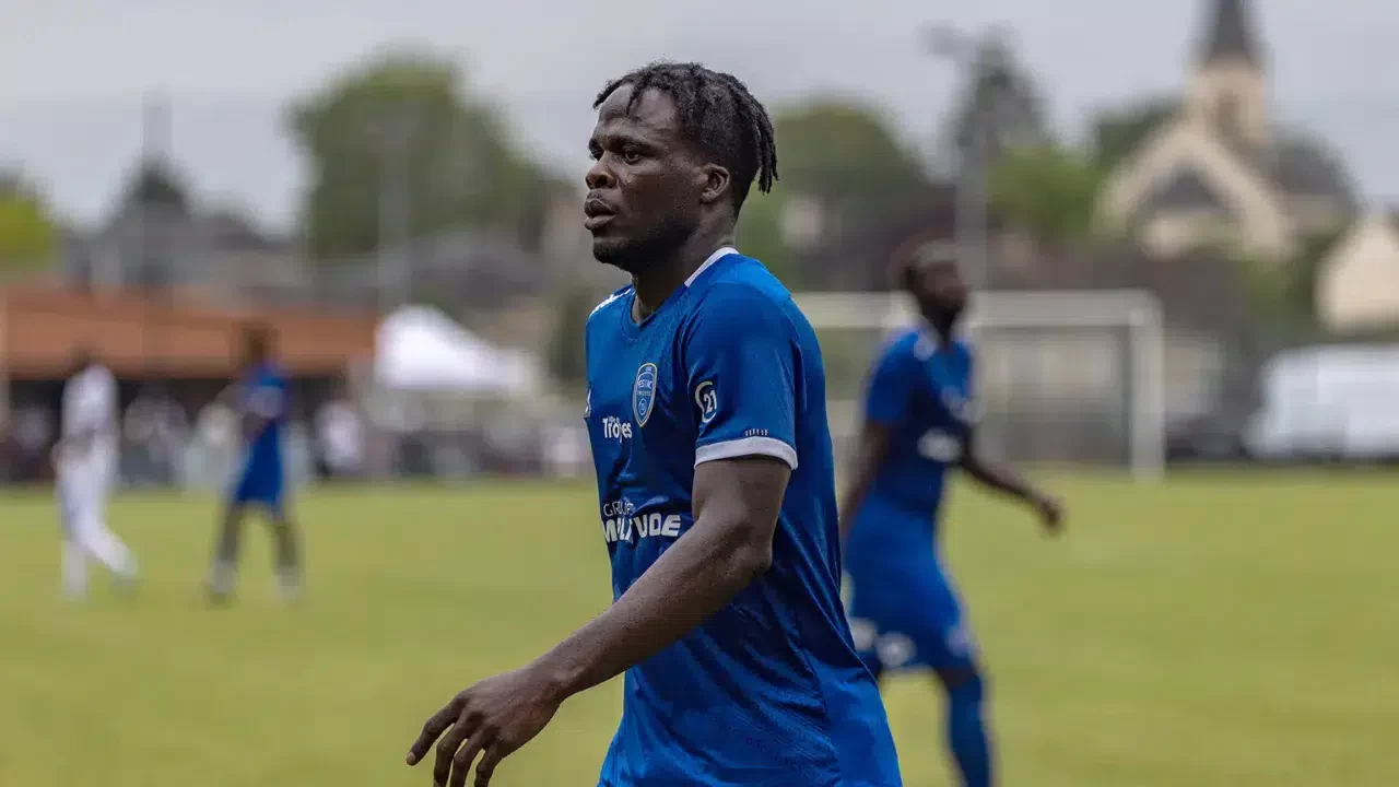 Göztepe, Beninli orta saha Junior Olaitan’ı kadrosuna kattı