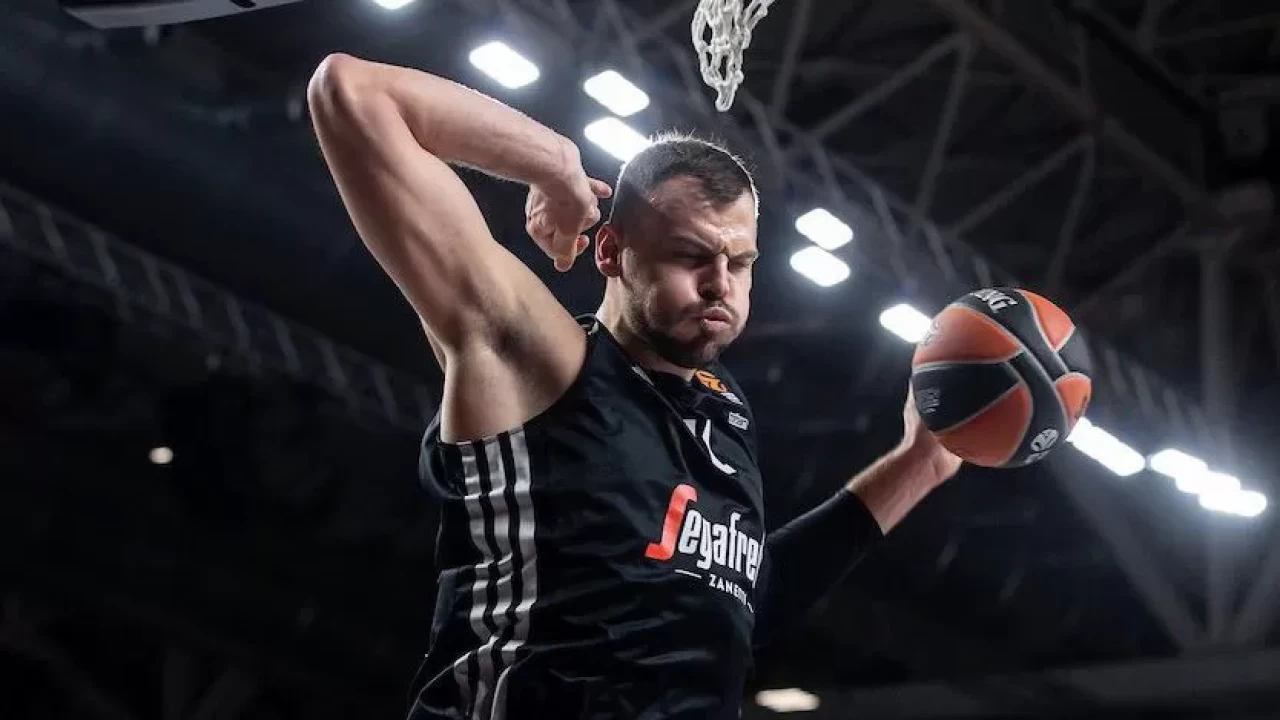 Beşiktaş, Hırvat pivot Ante Zizic’i kadrosuna kattı