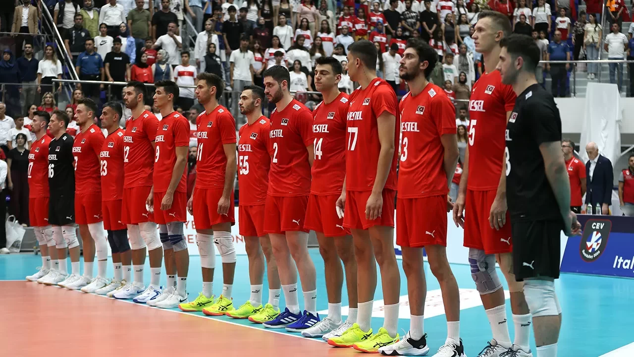 Filenin Efeleri, Danimarka galibiyetiyle EuroVolley 2026 biletini aldı