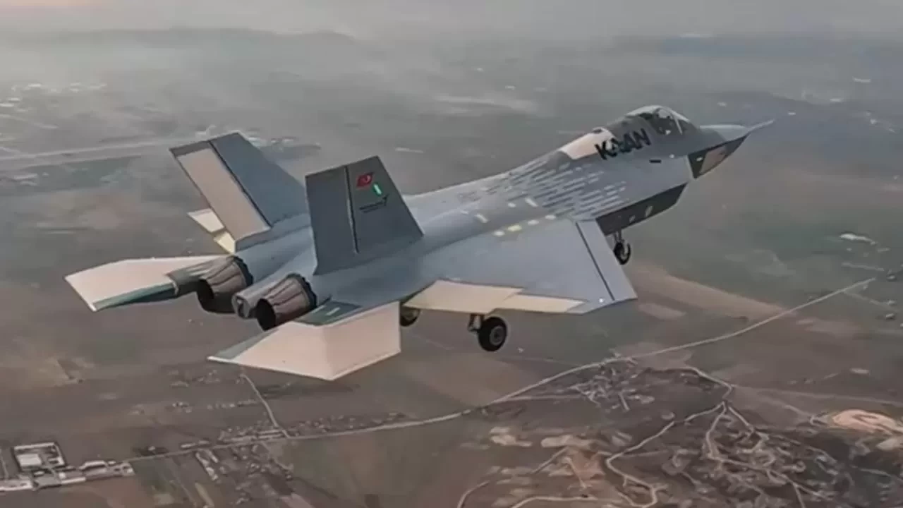 KAAN, dünya basınında ses getirmeye devam ediyor: F-35 ile rekabet edebilir
