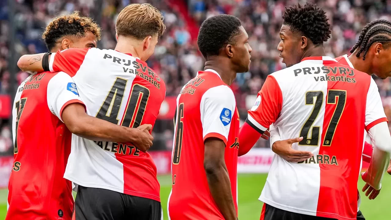 Feyenoord, Fenerbahçe maçı öncesi son antrenmanını tamamladı