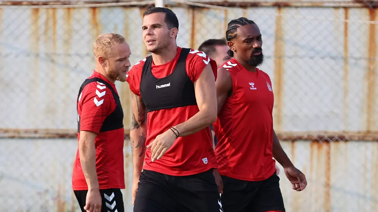 Sivasspor, Erzurumspor FK maçı öncesi hazırlıklarını sürdürüyor