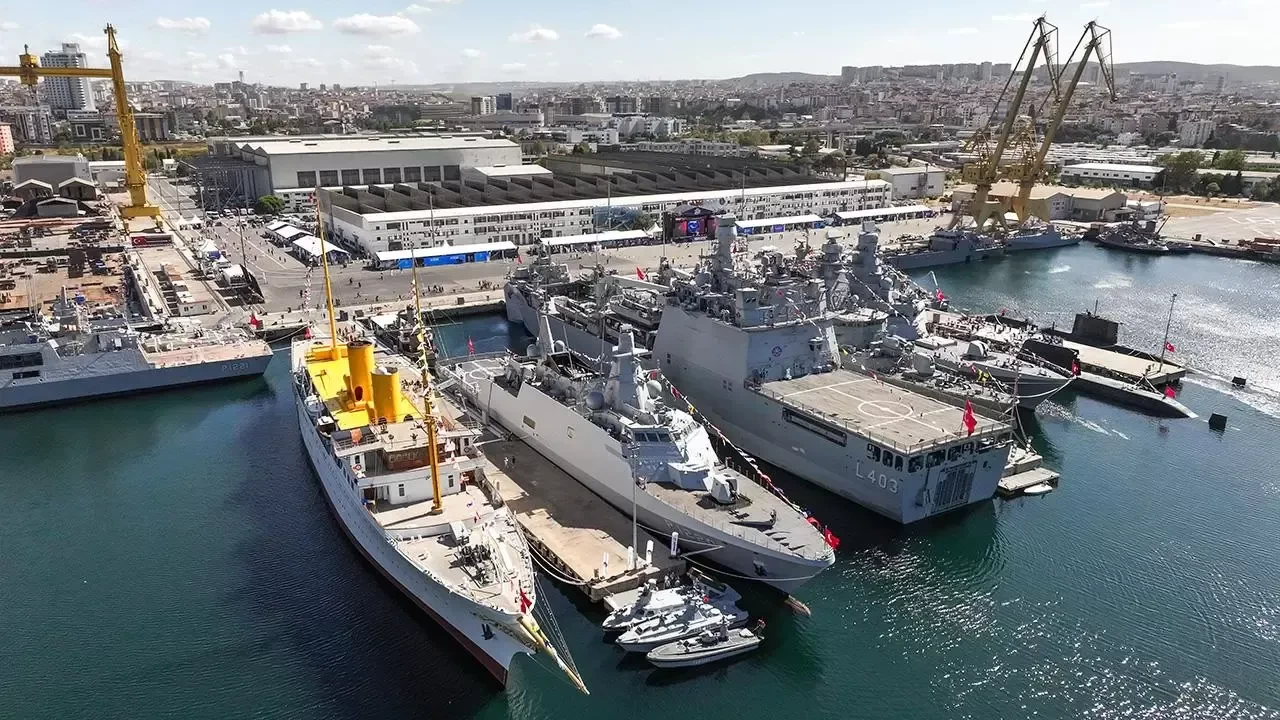 "TEKNOFEST Mavi Vatan" halkın ziyaretine açıldı