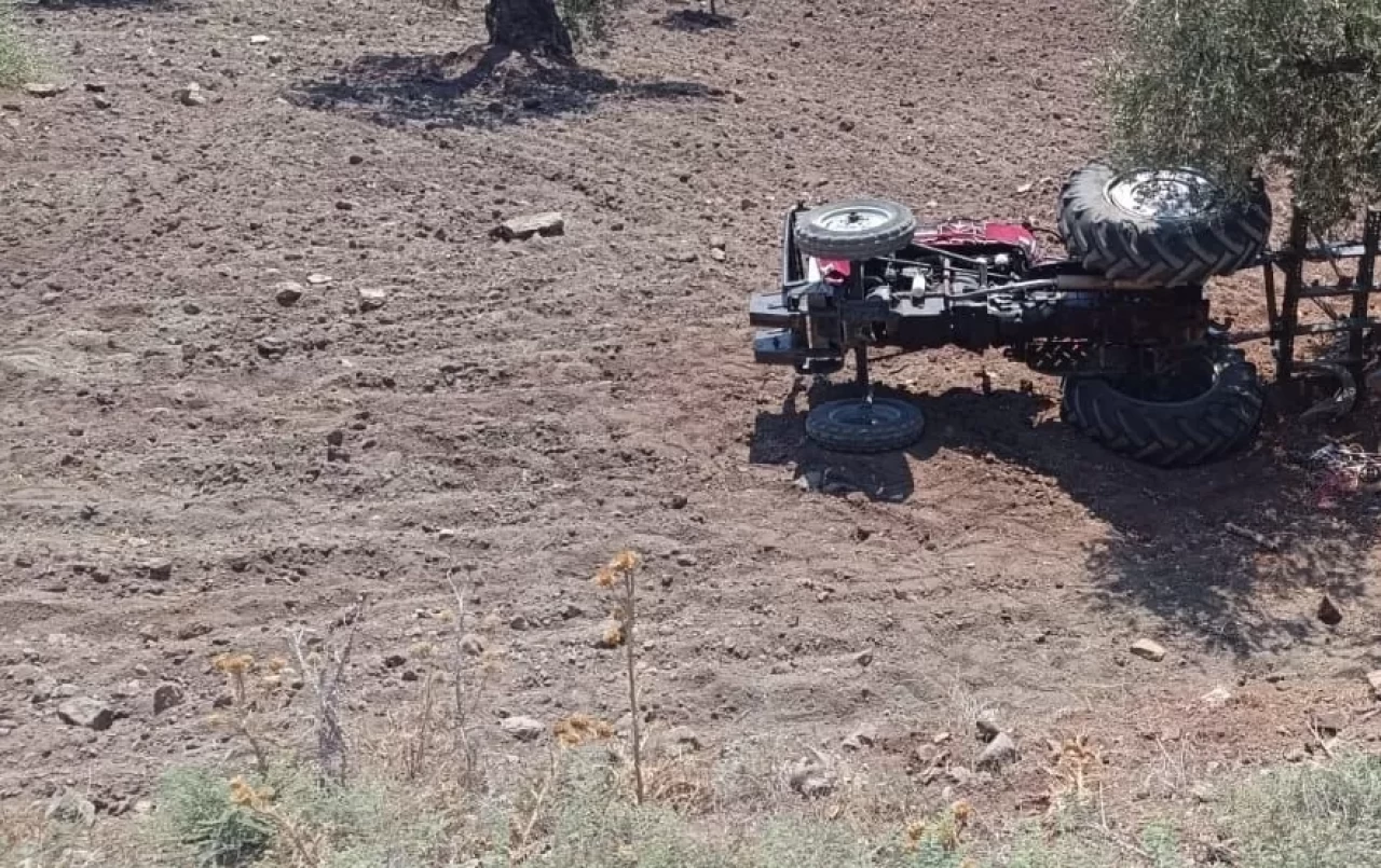 Kilis'te traktör devrildi: 1 çocuk hayatını kaybetti