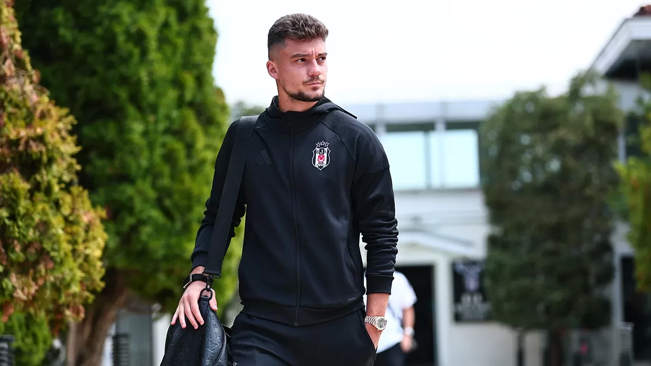Beşiktaş, St. Patrick’s maçı için Dublin’e ulaştı