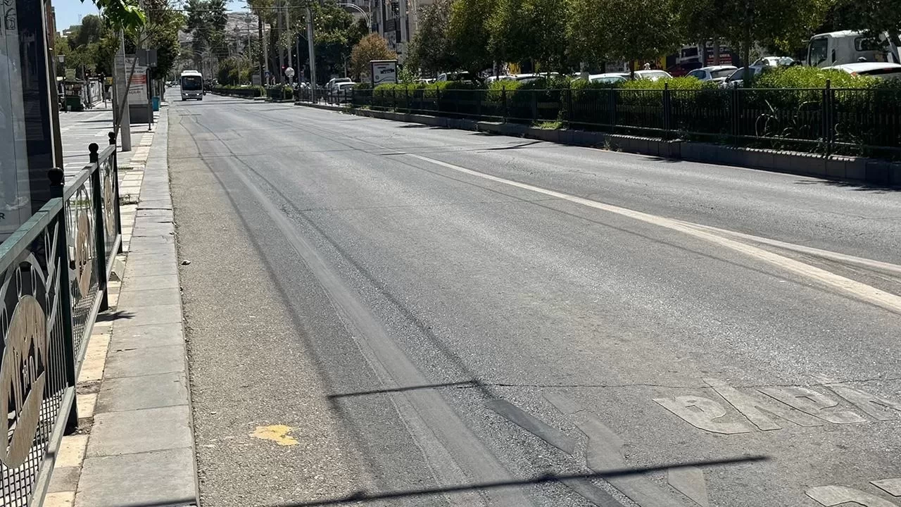 53 derecelik sıcak kenti boşalttı