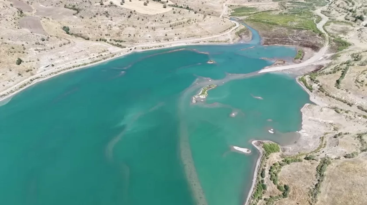 Sivas'ın önemli su kaynağı! 4 Eylül barajı alarm veriyor