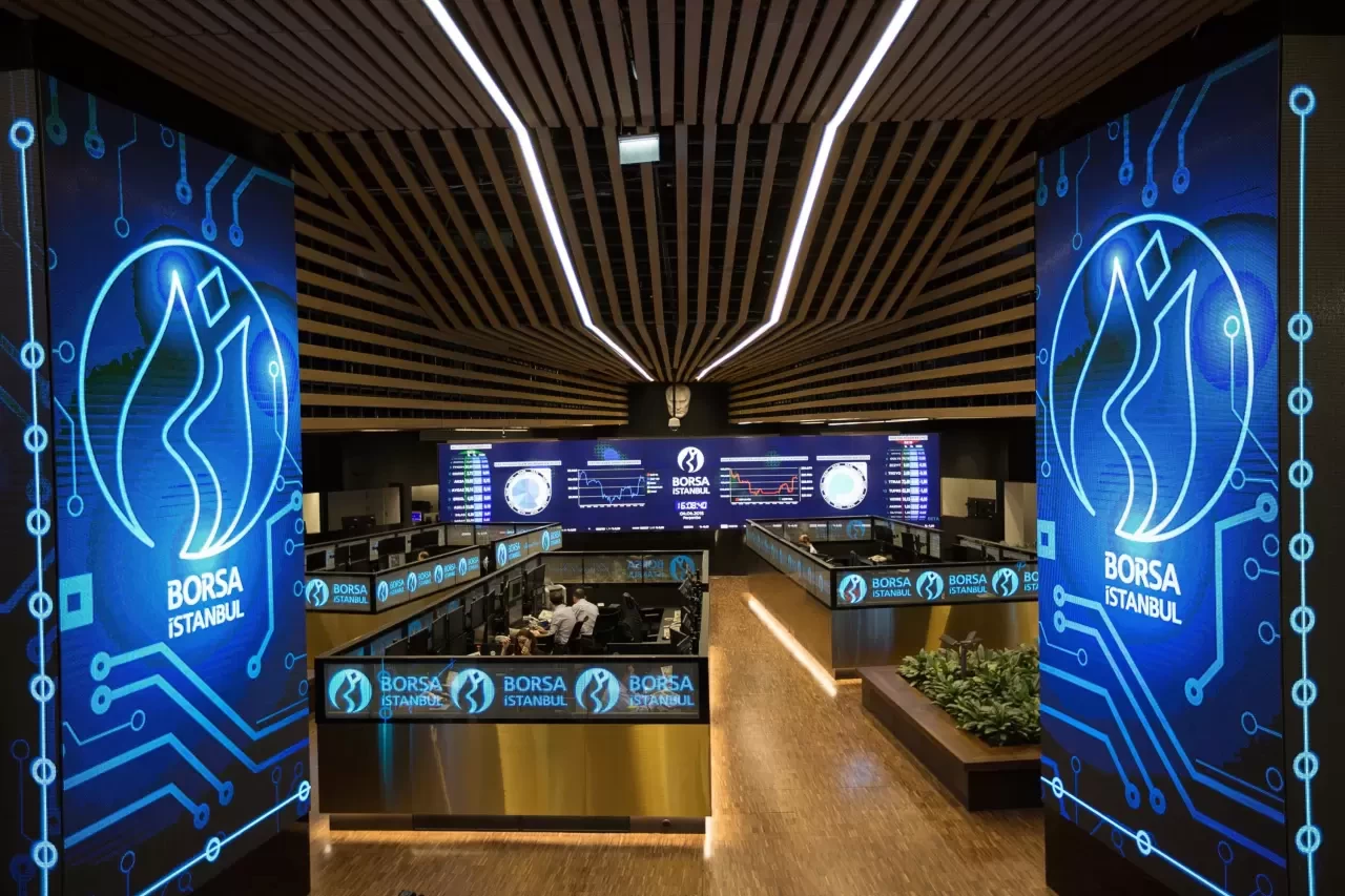 Borsa İstanbul haftanın son işlem gününe yükselişle başladı! BIST 100 endeksi 10.755 puanda