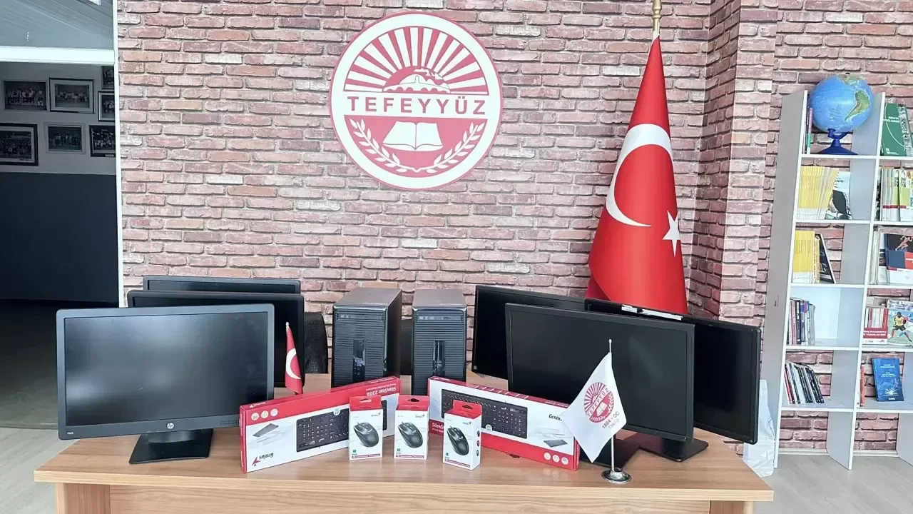 Halkbank’tan Tefeyyüz İlköğretim Okulu’na anlamlı destek