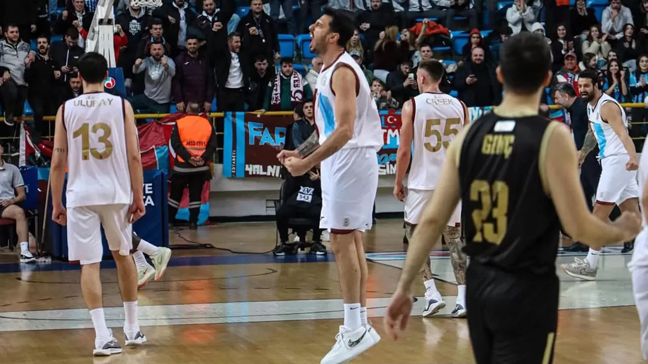 Trabzonspor Basketbol, Ege Arar ile sözleşmesini 1 yıl uzattı