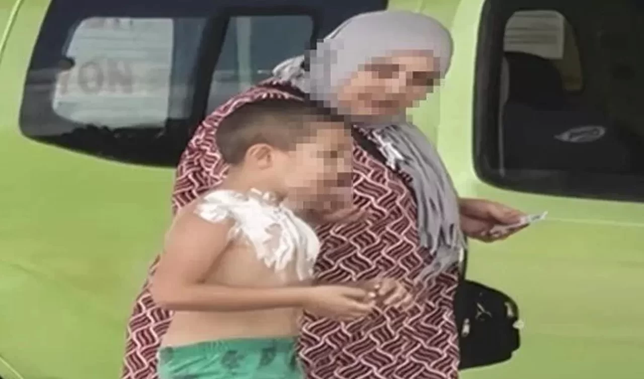 Üzerine parfüm sıkıp çakmak yakan çocuk yaralandı