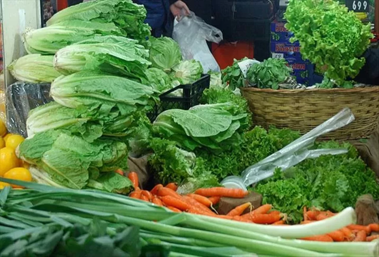 Yeşillikleri uzun süre taze tutmanın yolu bir çimdik tuzdan geçiyor