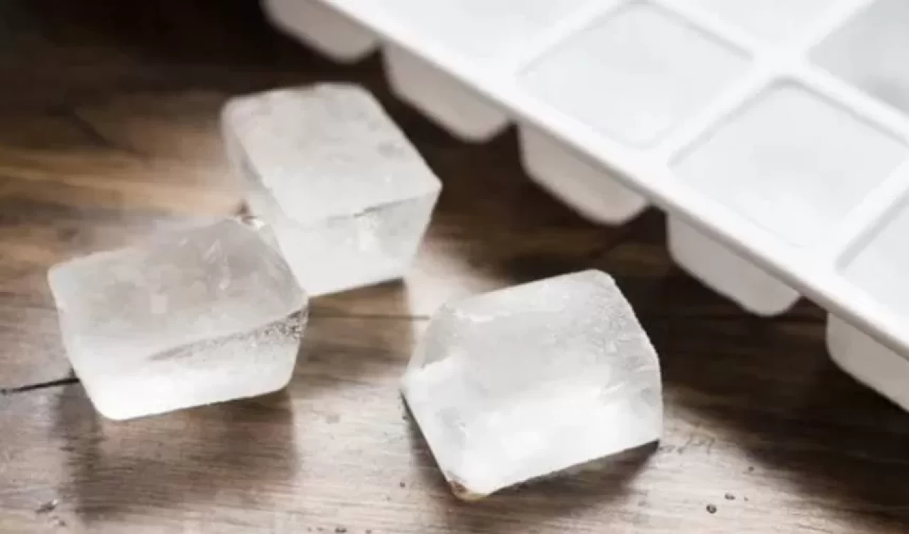 Yemeğin fazla yağı nasıl alınır? İşte en pratik yöntemler