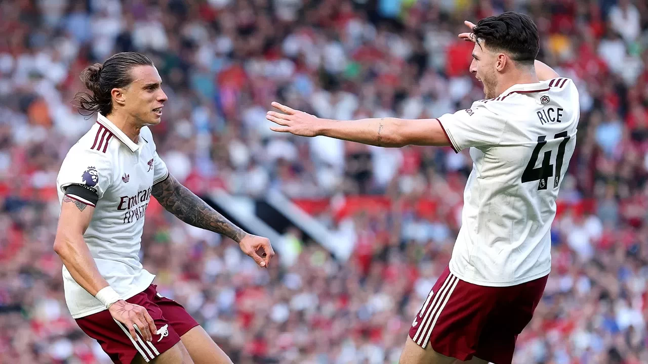 Premier Lig'de dev maçta kazanan Arsenal! | Manchester United 0-1 Arsenal