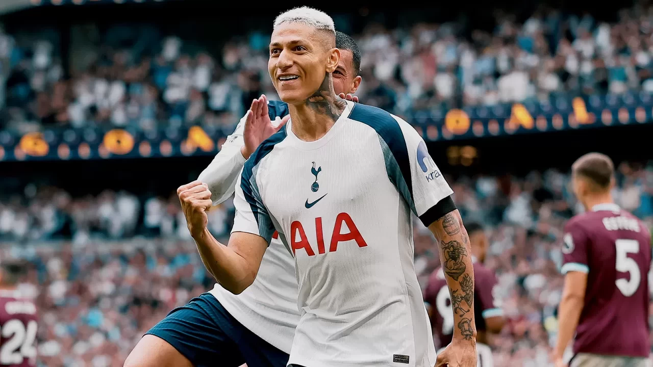 Tottenham sezona farklı başladı: Burnley’i 3-0 mağlup etti