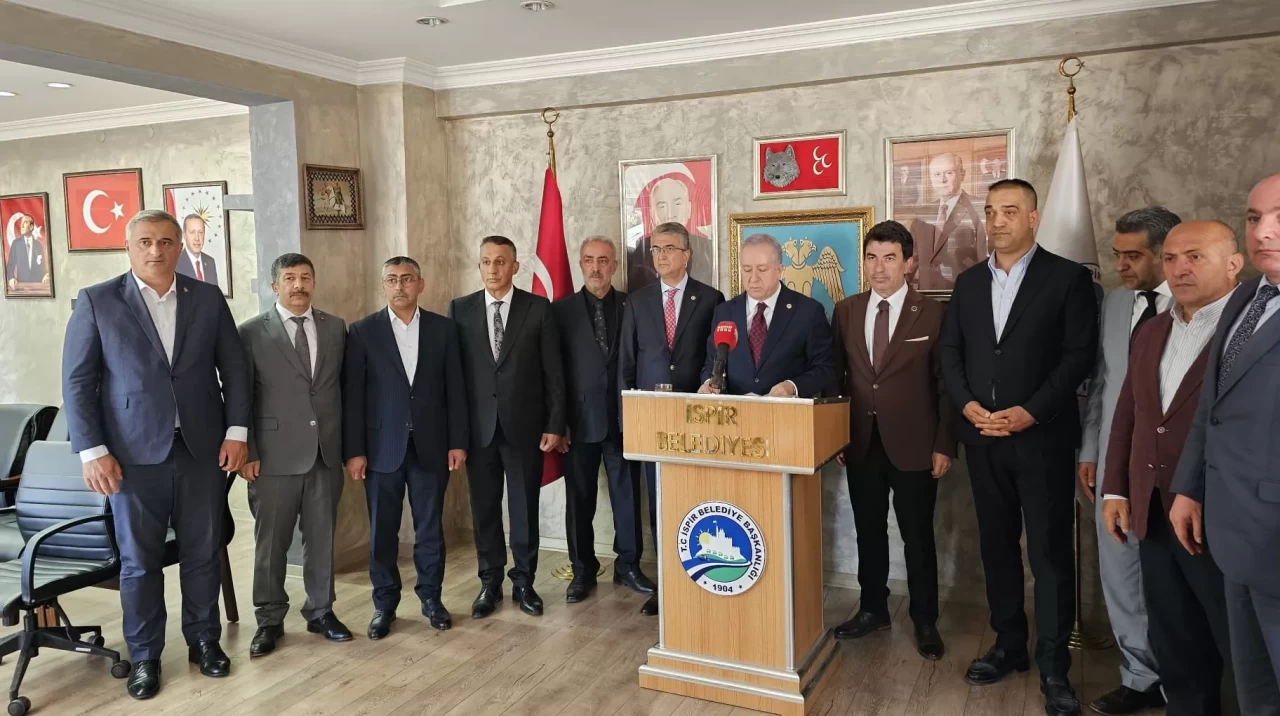 MHP heyeti, İspir'de heyelan bölgesinde