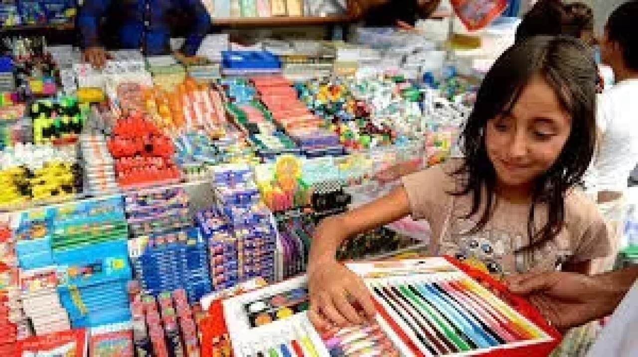 Okul alışverişinde tasarruf sağlamak için 10 pratik öneri