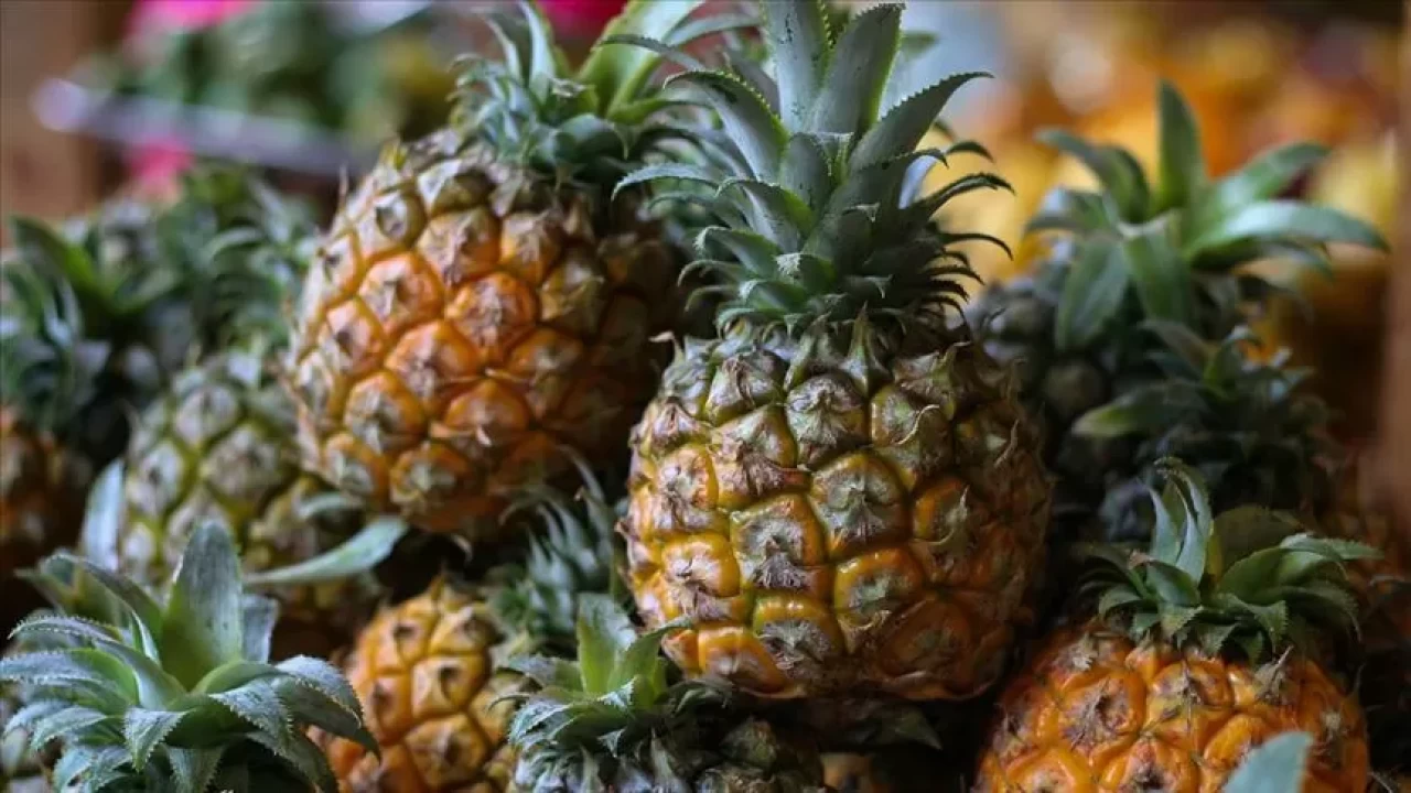 Ananas kaç kalori? Ananas zayıflatır mı? Sağlıklı kilo vermede etkisi