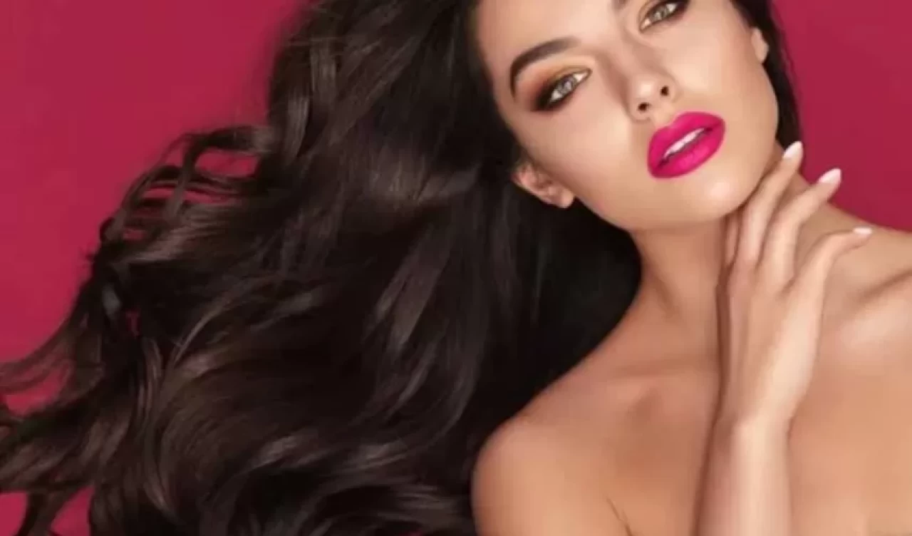 Esmer tenli kadınlar dikkat! Bu tonlar size çok yakışıyor