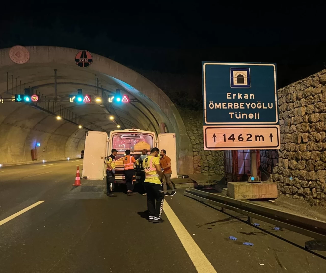 Kuzey Marmara Otoyolu'nda trafik kazası: 1 ölü, 2 yaralı