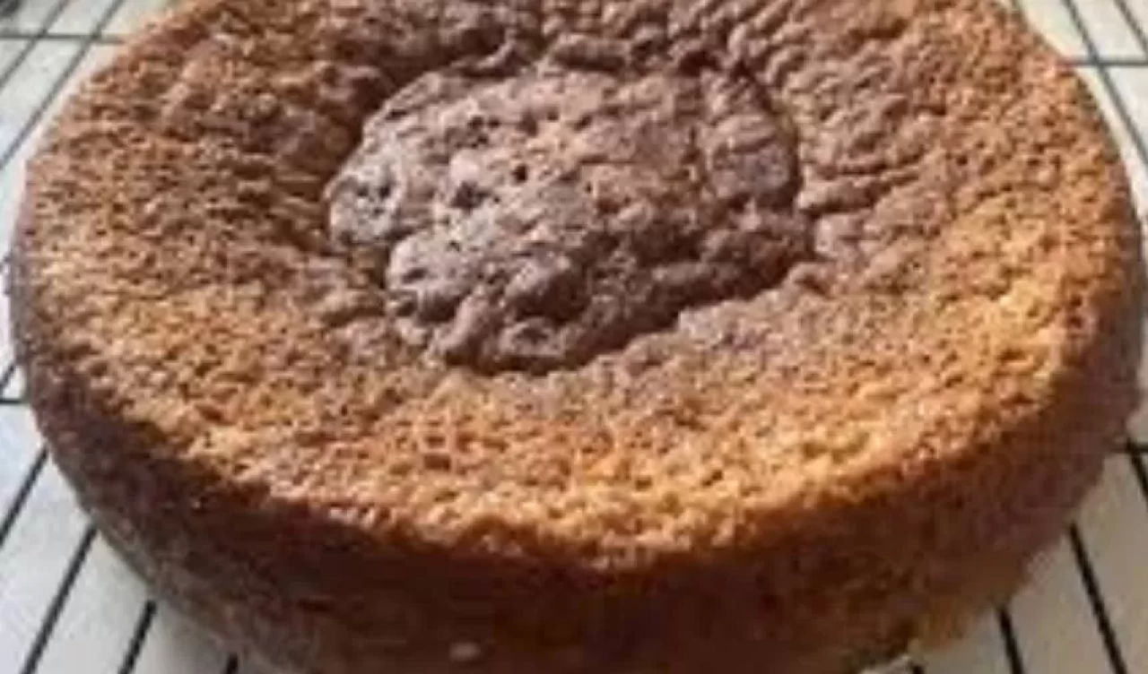 Kek nasıl kabartılır? Ortası çökmeden pişirmek için yapmanız gerekenler