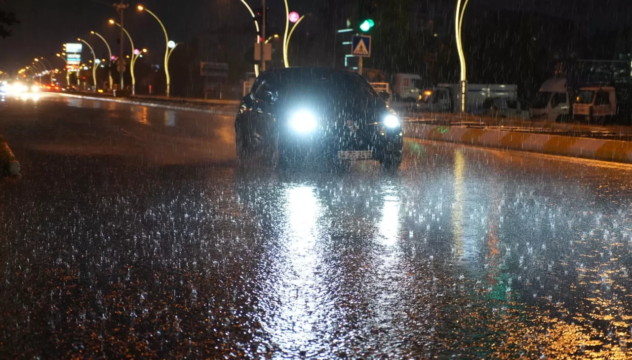 Edirne’de kuraklığın ardından sağanak yağış can suyu oldu