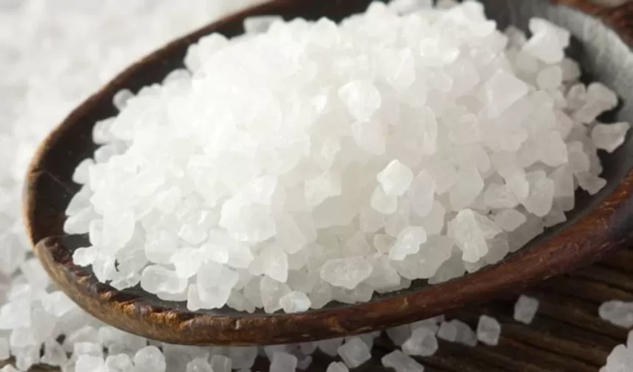 Daha iyi uyku için yatak odanızda kaya tuzu bulundurun