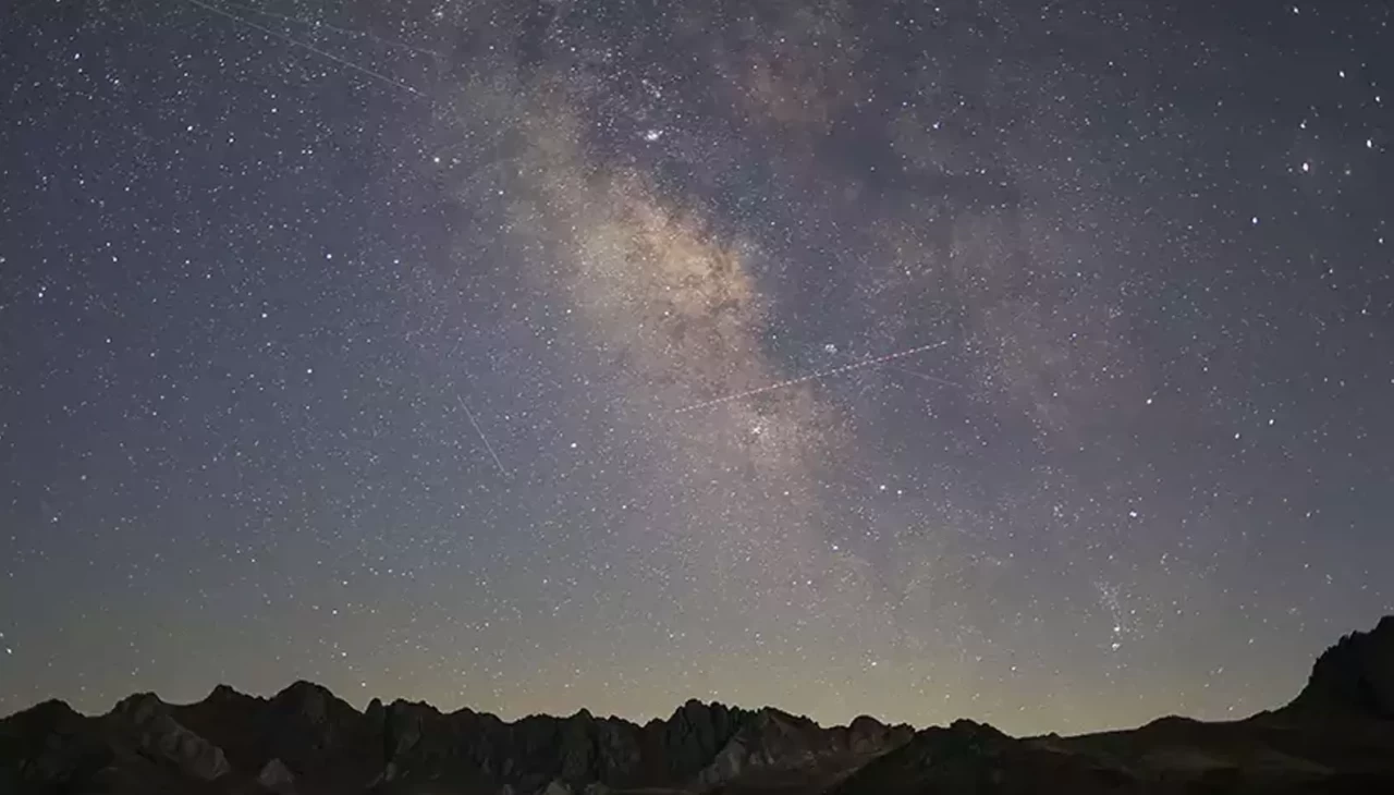 Meteor yağmurunu izlemek isteyenler Alandeşt Yaylası'nda buluştu