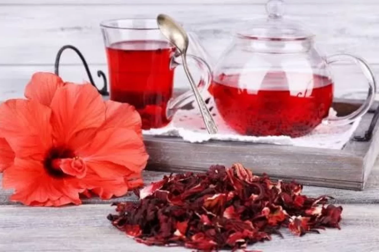 Hibiskus çayı ile zayıflayın! Metabolizmayı ateşliyor