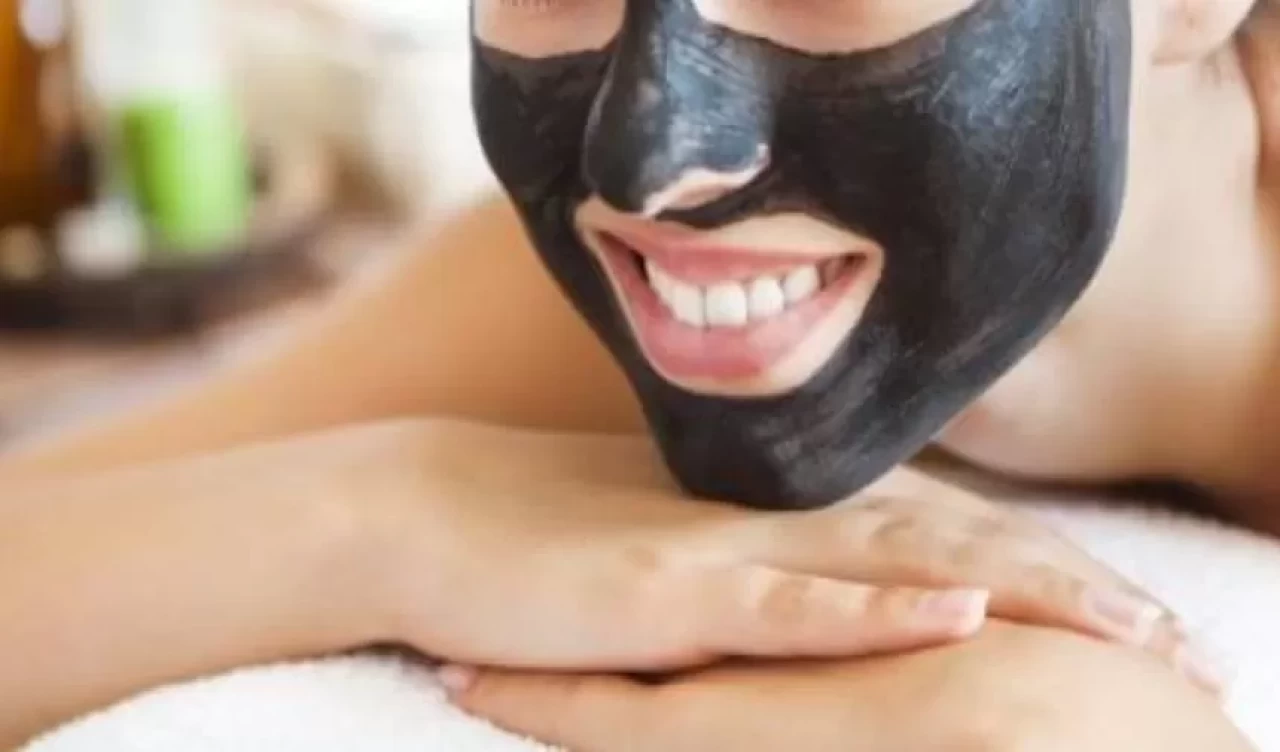 Karbon peeling sonrası cilt soyulması olur mu?