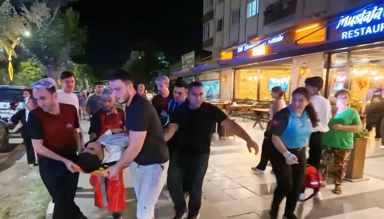 Eski koca restoran basıp dehşet saçtı