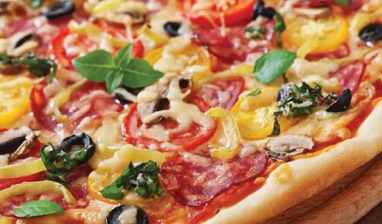 Evde restoran kalitesinde pizza yapmanın püf noktaları