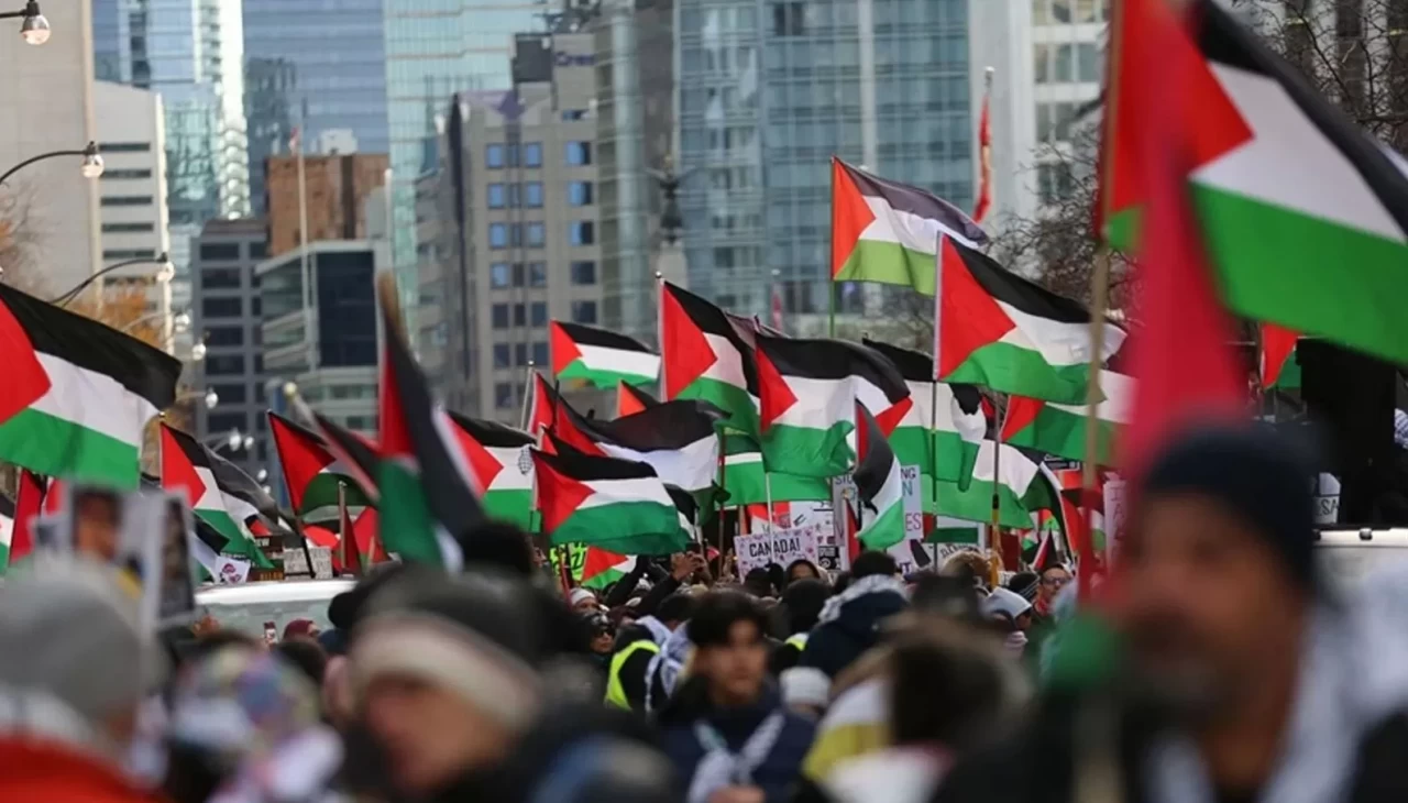 Hamas'tan 'kitlesel gösteri' çağrısı